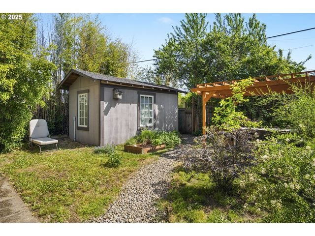 3524 Se 65TH Ave, Portland, OR 97206