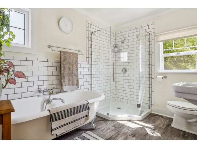 3524 Se 65TH Ave, Portland, OR 97206