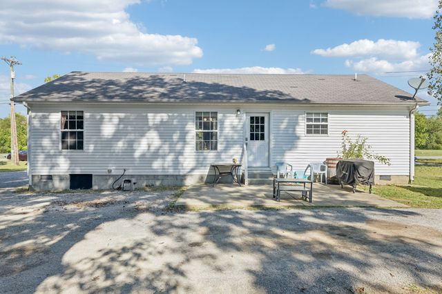 114 Stanley Blvd, Shelbyville, TN 37160