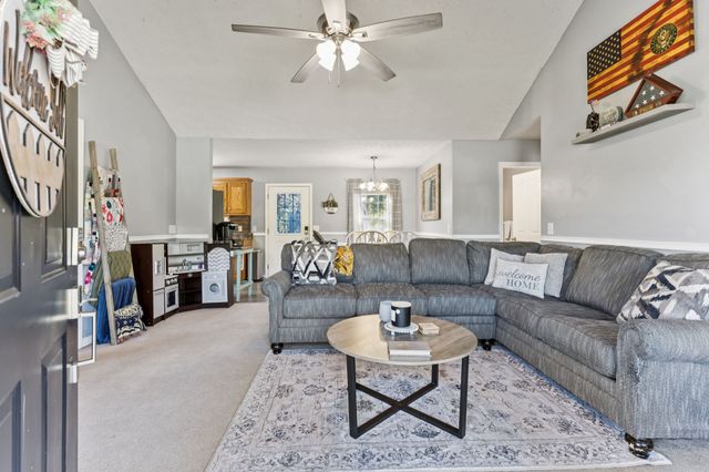 114 Stanley Blvd, Shelbyville, TN 37160