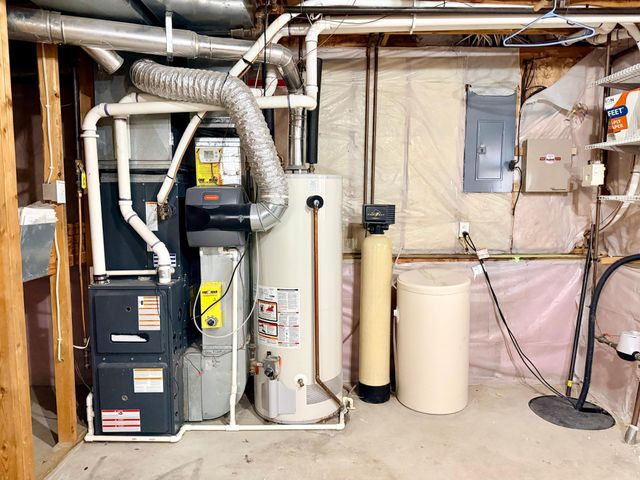 1041 Sunwood Park Lane, Waite Park, MN 56387