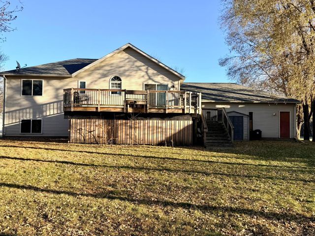 1041 Sunwood Park Lane, Waite Park, MN 56387