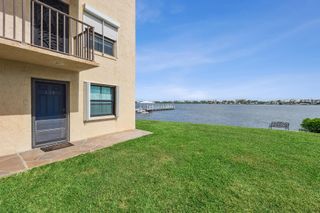 896 Federal Highway 124, Lantana, FL 33462