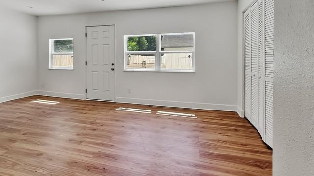 3104 W LAMBRIGHT STREET, Tampa, FL 33614