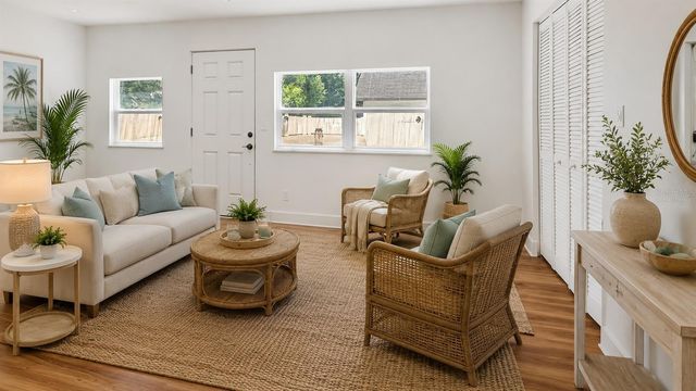 3104 W LAMBRIGHT STREET, Tampa, FL 33614