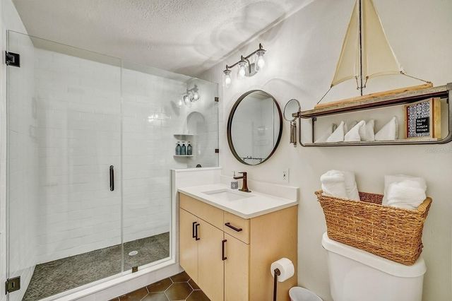 3104 W LAMBRIGHT STREET, Tampa, FL 33614
