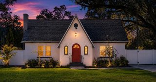 3104 W LAMBRIGHT STREET, Tampa, FL 33614