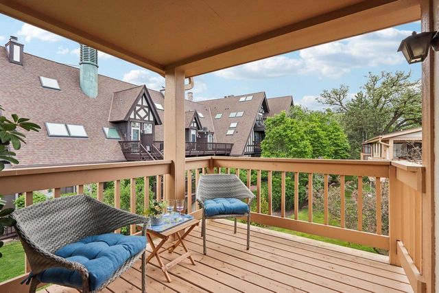 715 S Lake Shore Drive #7F, Lake Geneva, WI 53147