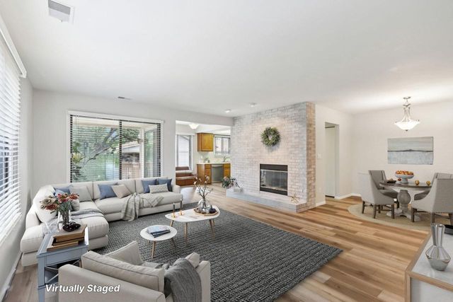 715 S Lake Shore Drive #7F, Lake Geneva, WI 53147