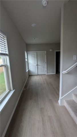 1606 SW Casuarina Drive 1, Bentonville, AR 72712