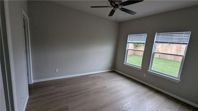 1606 SW Casuarina Drive 1, Bentonville, AR 72712