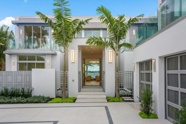 3030 WASHINGTON Road, West Palm Beach, FL 33405
