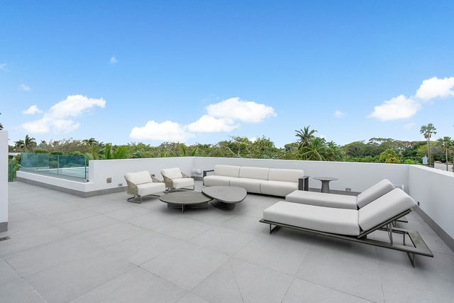 3030 WASHINGTON Road, West Palm Beach, FL 33405
