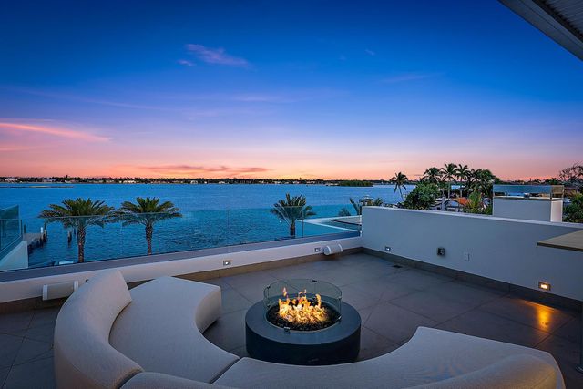 3030 WASHINGTON Road, West Palm Beach, FL 33405