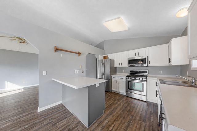 507 43rd Avenue NW, Rochester, MN 55901