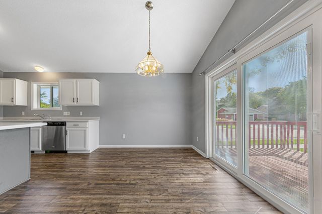 507 43rd Avenue NW, Rochester, MN 55901