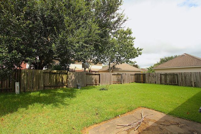 4430 Waverly Canyon Lane, League City, TX 77573