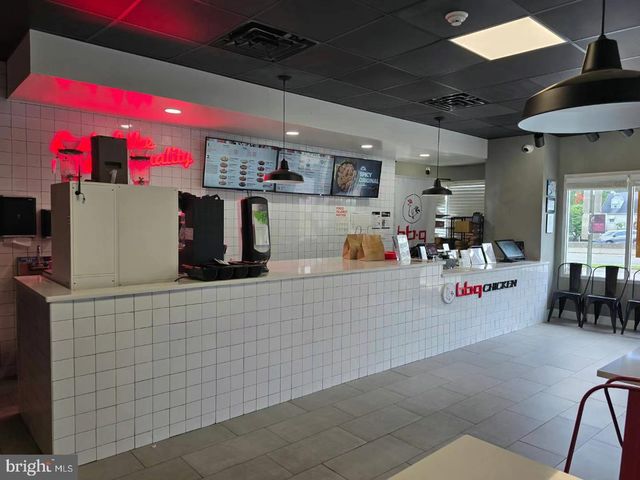 1015 E BALTIMORE PIKE, Media, PA 19063