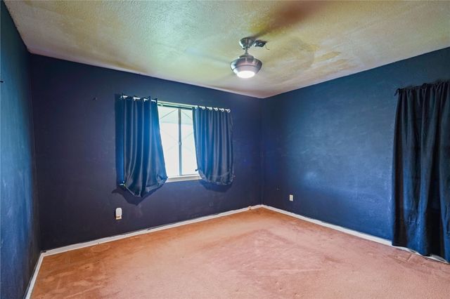 5725 Woodhaven Dr, Corpus Christi, TX 78412