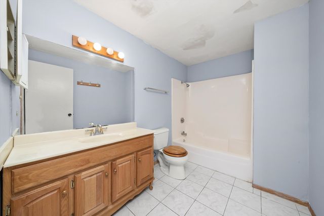 152 Oakhurst Road, Matteson, IL 60443