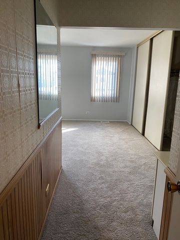 152 Oakhurst Road, Matteson, IL 60443