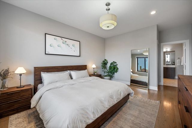 2730 W Armitage Avenue 3E, Chicago, IL 60647