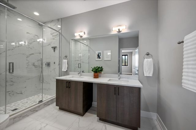 2730 W Armitage Avenue 3E, Chicago, IL 60647