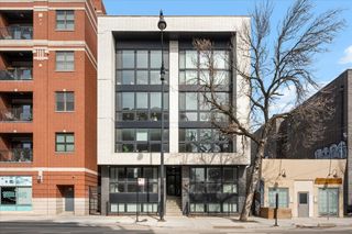 2730 W Armitage Avenue 3E, Chicago, IL 60647