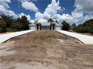 4900 Golfview BLVD, Lehigh Acres, FL 33973