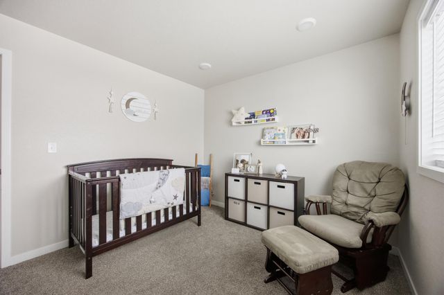 709 1st Avenue, Horace, ND 58047