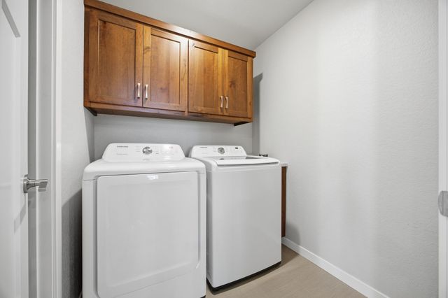 709 1st Avenue, Horace, ND 58047