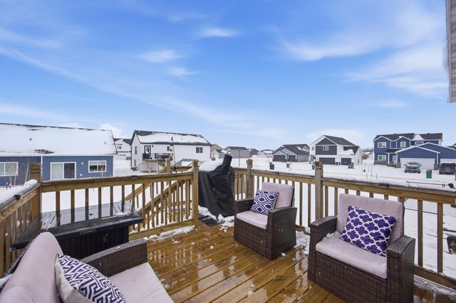 709 1st Avenue, Horace, ND 58047