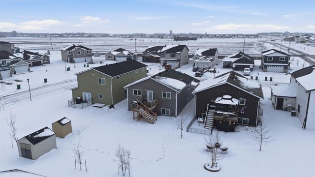 709 1st Avenue, Horace, ND 58047