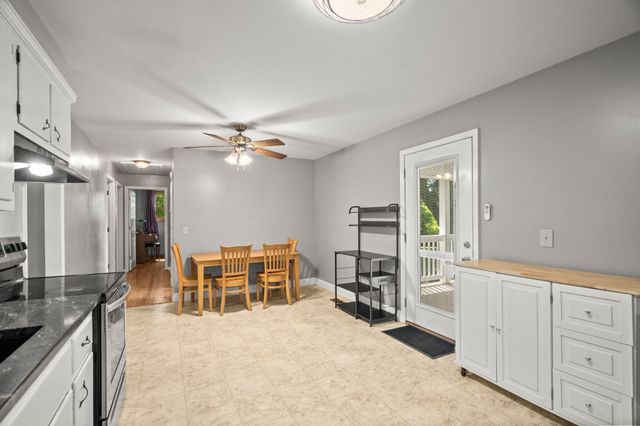 309 Peggy Dr, Cedar Hill, TN 37032