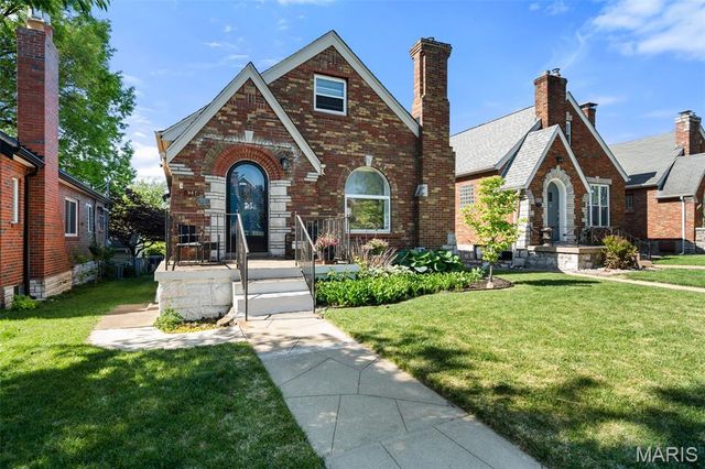 5716 Winona Avenue, St Louis, MO 63109