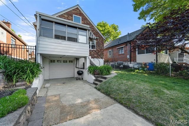 5716 Winona Avenue, St Louis, MO 63109
