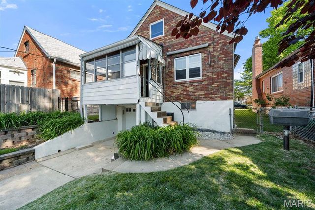 5716 Winona Avenue, St Louis, MO 63109