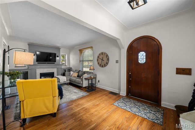5716 Winona Avenue, St Louis, MO 63109
