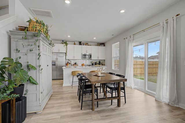 1315 Chambers Bay Dr, Lebanon, TN 37087