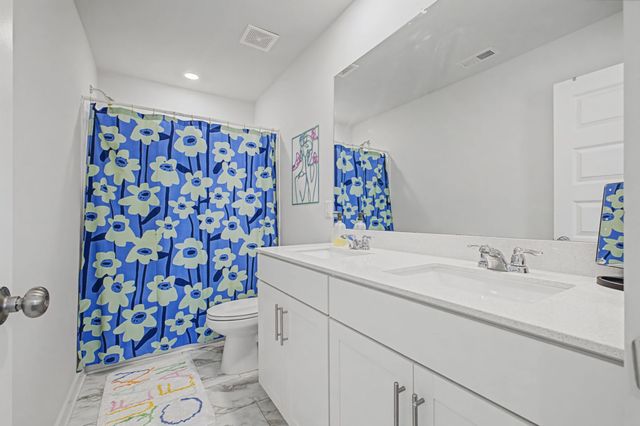 1315 Chambers Bay Dr, Lebanon, TN 37087