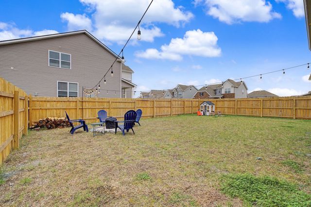 1315 Chambers Bay Dr, Lebanon, TN 37087