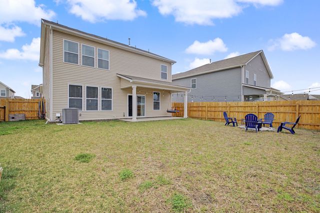 1315 Chambers Bay Dr, Lebanon, TN 37087