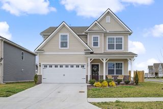 1315 Chambers Bay Dr, Lebanon, TN 37087