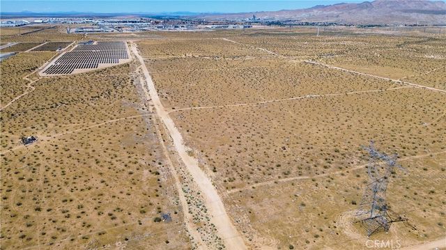 1 Brucite Road, Adelanto, CA 92301