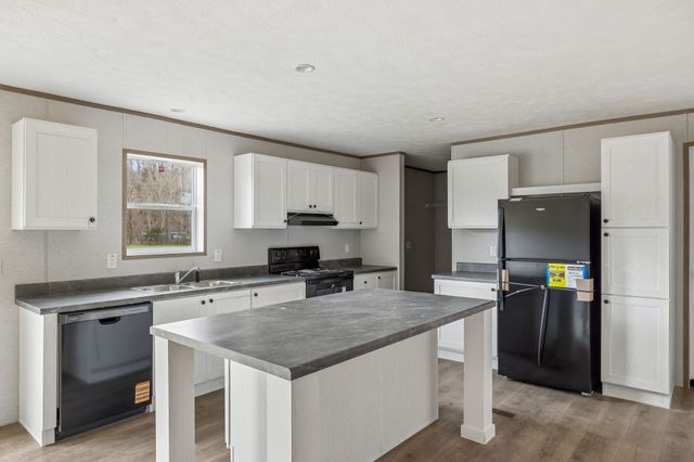 7260 Taylor Creek Loop, Nunnelly, TN 37137