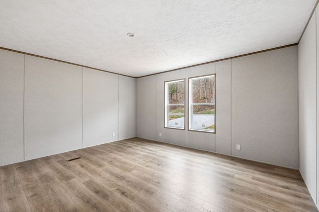 7260 Taylor Creek Loop, Nunnelly, TN 37137