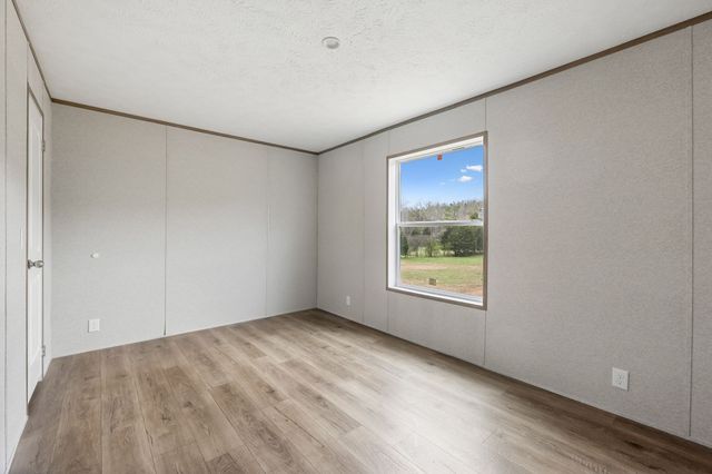 7260 Taylor Creek Loop, Nunnelly, TN 37137