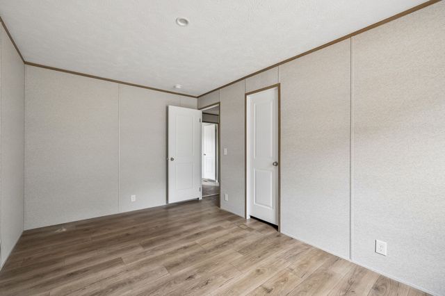 7260 Taylor Creek Loop, Nunnelly, TN 37137