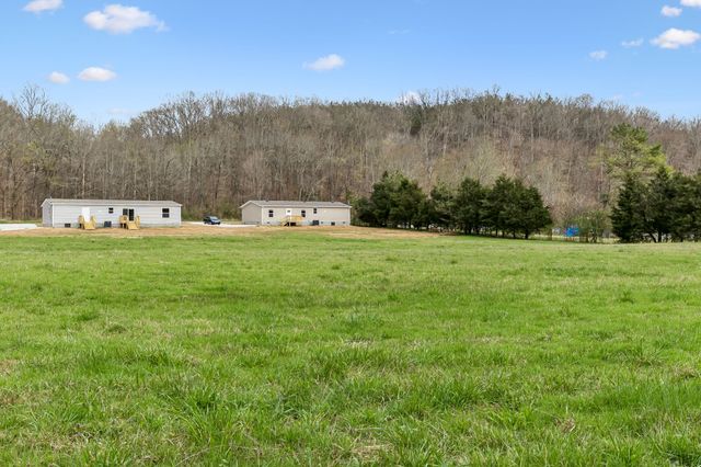 7260 Taylor Creek Loop, Nunnelly, TN 37137