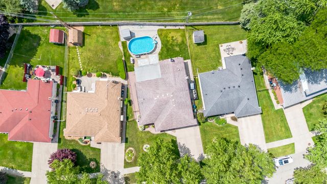 14490 Edshire Drive, Sterling Heights City, MI 48312